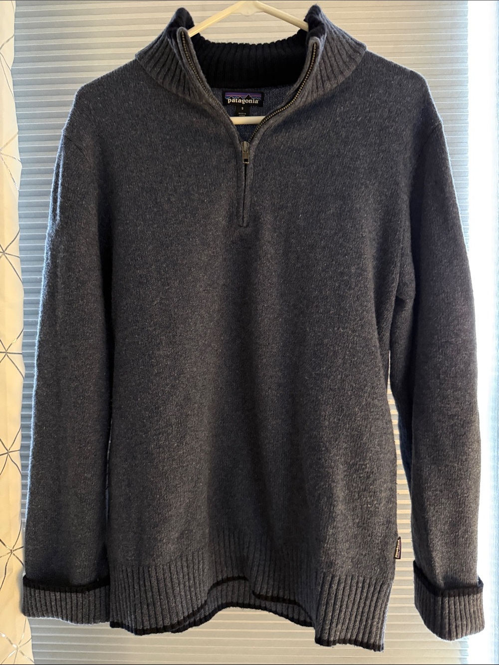 Patagonia Men’s Navy Zip-Front Pullover Sweater